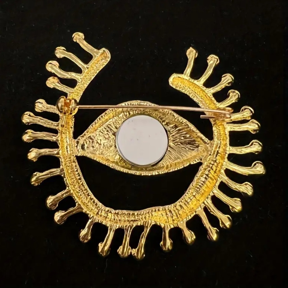 Eye Brooch - Picture 4 of 4